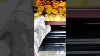 Putting on the oven the marinated chickenshortvideo viralshort asmr satisfayingsounds [upl. by Aural733]