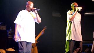 Warren G feat Snoop Dogg  Regulate Live  Columbiahalle Berlin 12072011 [upl. by Ilegna]