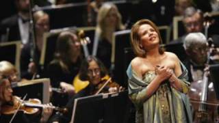 Renee Fleming  quotLascia chio piangaquot [upl. by Gilberte748]