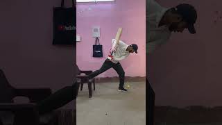 क्या आपने घर पे ऐसी Practice की है 😳नहीं तो देख लो🥵🏏shorts cricket viral cricwidpratap [upl. by Ailam]