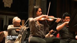 Mujeres con oficio Violinista [upl. by Lemak342]