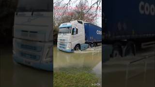 Vehicles Driving Through Flood Water Bottesford [upl. by Regine758]