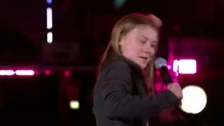 Greta Thunberg zingt ‘Never Gonna Give You up [upl. by Tterej]