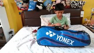 What is in my Yonex badminton kit bag [upl. by Anilak]