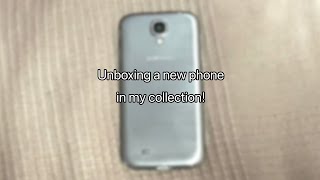 Samsung Galaxy S4 GTI9515 Silver Unboxing [upl. by Erodeht]