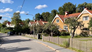 Stockholm Walks Lindevägen palmeska villastaden Pretty suburb in Enskede south of Stockholm [upl. by Tsuda]