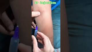 Intravenous injection use ll iv injection kese lagaya jata hai ll short [upl. by Nutter314]