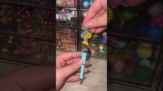 Bead pens 🌻🌻🌻 diy beads diypen diybeads [upl. by Liuka]