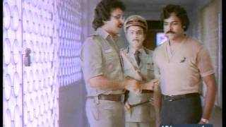 Yamakinkarudu Chiru Sarath Babu get caught with their boss [upl. by Mont]