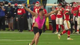 Full Video Super Bowl 55 Streaker with Kevin Harlan amp Kurt Warner on the call [upl. by Tu227]