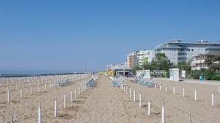 Lido di Jesolo Dashcam Drive  Jesolo Veneto Italien  Italy [upl. by Eirrek]