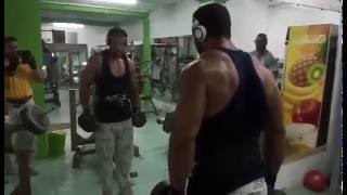 طريقة تمرين عضلة الترابيز  Exercices pour les trapèze musculation [upl. by Davidoff]