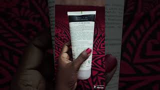 Ponds charcoal face wash reviewfacewashreview pondsfacewash youtubeshorts [upl. by Leschen733]