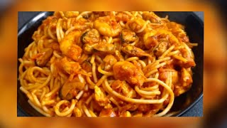 سباغيتي بفواكه البحر وصدر الدجاج كنجي لذيذة Spaghetti aux fruits de mer facile [upl. by Mitran]