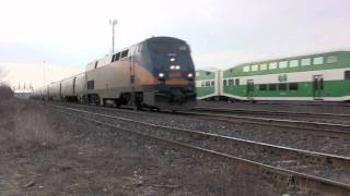 EXTREME THREE TRAIN MEET IN WHITBY ONTARIO HD [upl. by Nahtaneoj]