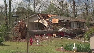 Radarconfirmed tornado hits Conyers Georgia  Latest [upl. by Gnay]