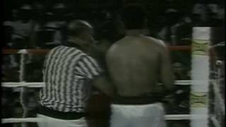 Ali vs Foreman  Round 1 [upl. by Knowles]