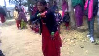 village lady dance in hasino ko aate hai kya kya bahane [upl. by Emanuel469]