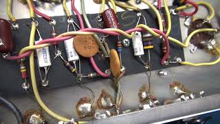 Vintage Fender Vibrochamp tube guitar amp strange chirp in audio JJ tube generating a birdie [upl. by Nueoras]