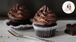 Chocolate Cupcake Recipe  Recipes by Carina [upl. by Gomez]