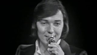 Karel Gott  Mistrál Czech Version live 1973 [upl. by Mickey712]