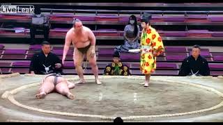 Sumo Wrestler dies during competition [upl. by Terej]