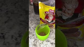 Iced latte recipe viralshort viralvideo icedcoffee latte chocolate cafe food postrefacil [upl. by Kalila844]