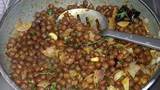 ಕಡಲೆಕಾಳು ಉಸ್ಲಿ recipe in kannadaKadale kalu usliSundal recpieruchi abhinava [upl. by Yeleek719]