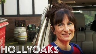 Breda Forgets to Cover Up Her Tracks  Hollyoaks [upl. by Tjon]