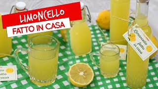 Limoncello fatto in casa ricetta del liquore al limone [upl. by Anatollo]