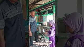 Azwa Dzatil Chubuk kelas 2 Hidrogen Review Lontong Kupang Makanan Khas Sidoarjo [upl. by Sanjiv]