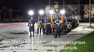 Ausmarsch der Militärischen Ehren mit dem Musikkorps der Bundeswehr und dem Regimentsgruß Marsch [upl. by Eckmann]