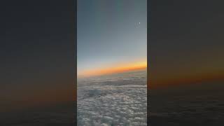 스카이뷰 노을 구름 초승달 skyview sunset clouds crescent cloudyskies [upl. by Gerardo]