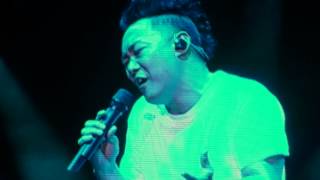 Eason Chan 陳奕迅 浮夸 Fau kua Sydney Concert 29 Sept 2013 [upl. by Sugar]