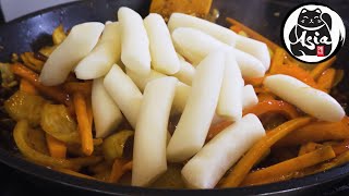 Przepis na koreańskie kluski Tteokbokki  gotowanie z Asia Deli [upl. by Phoebe]