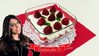 Tiramisù alle Fragole quotsenza uovaquot  Ricette Doici [upl. by Vitek]