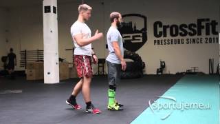 Drep  Air Squat  Príručka pre CrossFit 1 [upl. by Etnoval]