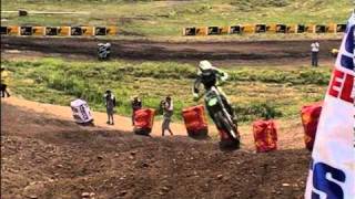 Ricky Carmichael vs James Stewart Battle Unadilla Crash 2005 [upl. by Aletta]