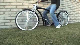 Lowrider Bike Bicycle Air hydraulic Suspension 26quot Beach Cruiser [upl. by Manolo11]