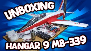 HANGAR 9 MB339 Unboxing y Revision [upl. by Walburga]