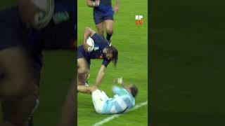 Sébastien Chabal désosse un Argentin 😱 Rugby WorldCup [upl. by Anaher]