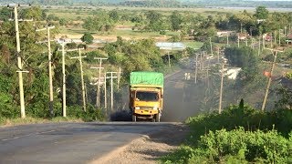 Truk Mitsubishi Fuso Di Tanjakan Cakat Tulang Bawang  Truk Gas Poll [upl. by Sheri]