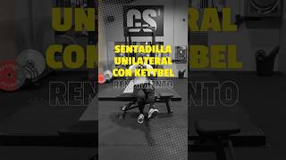 SENTADILLA UNILATERAL CON KETTBEL RENDIMIENTO HOMBRE Tutorial [upl. by Eolc]