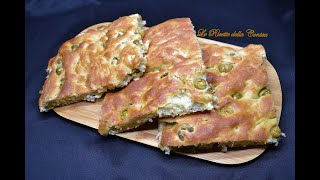 Ricette con le Olive verdi denocciolate Prepariamo una Focaccia Ricetta facile [upl. by Marchall]