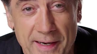 JavierBardem risponde alle domande del web [upl. by Rozanna]