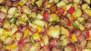 Oven Roasted Potatoes with Peppers and onions MeatlessThursday Breakfastlunchanddinnerideas 🇯🇲💕 [upl. by Ademordna]