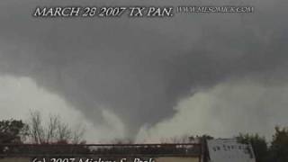 LARGE TEXAS Tornado March 28 2007 [upl. by Ahseirej]