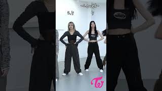 Twice Level 5のサナと25のチェヨンはこんなダンス  Level 5 Sana and 25 Chaeyoung danced like this  Shorts [upl. by Victorine]