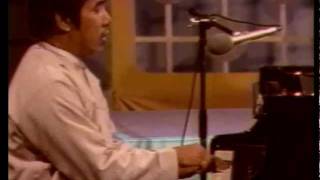 quotChit Tet Thu Ngwe Layquot Burmese Song by quotSann Da YarquotPiano Hla Htut on Myanmar TV 1987 [upl. by Hutson36]