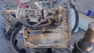 Mercedes actros🇵🇰 gearbox repairing and sensor information and valve high gear repair [upl. by Sefton111]